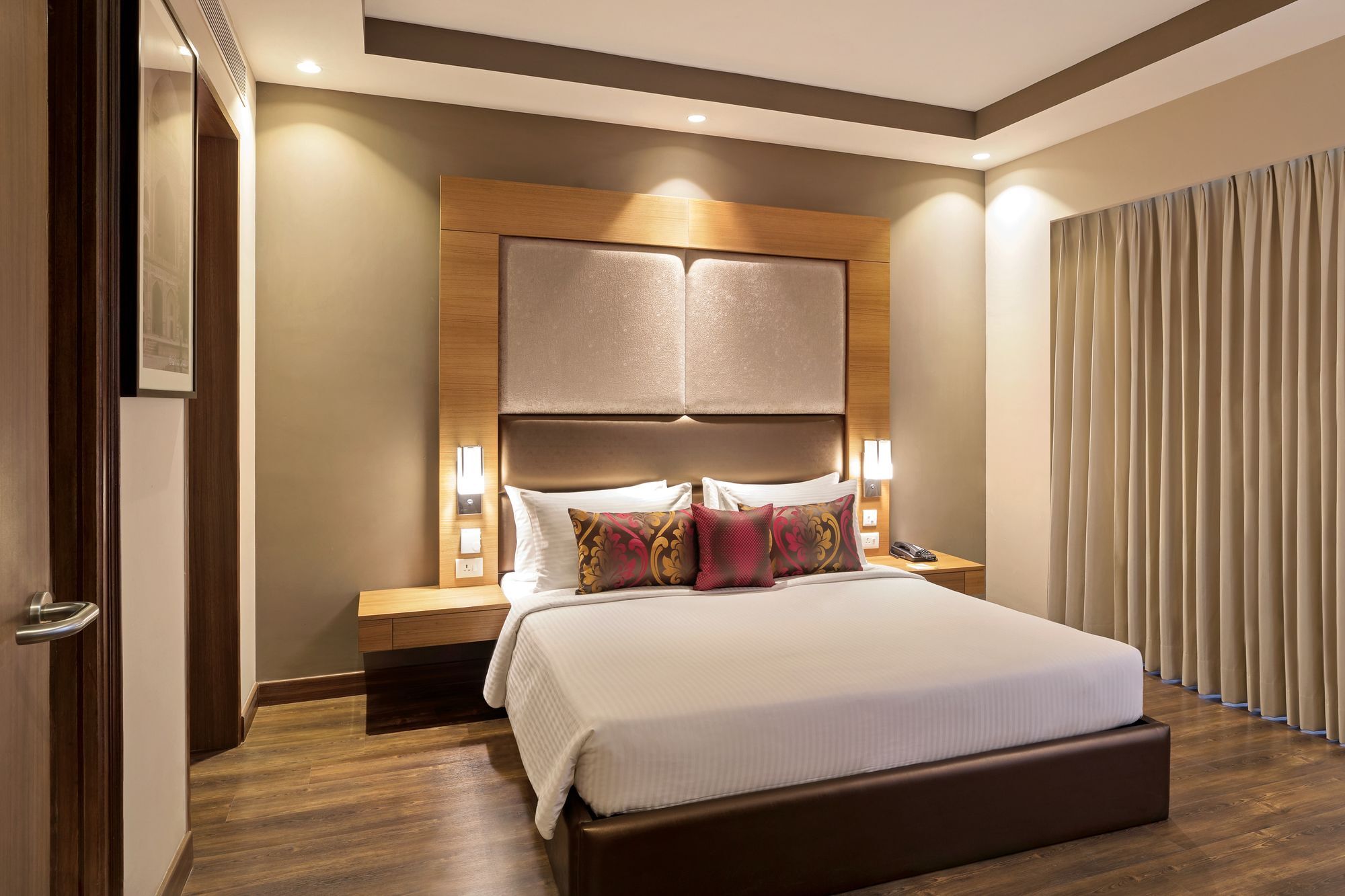 Lemon Tree Hotel Sohna Road Gurgaon Exterior foto
